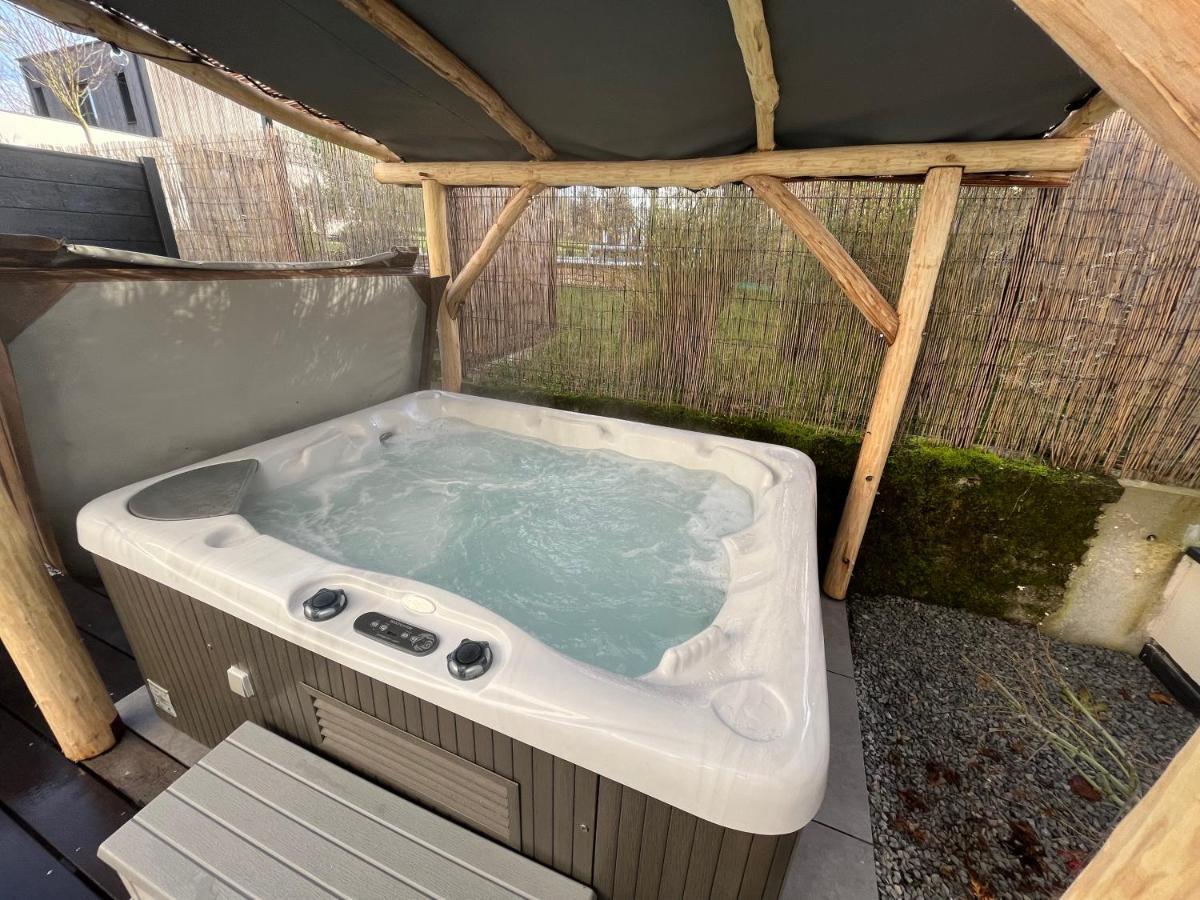Sejour Detente - Appart'Hotel N 1 Avec Jaccuzi, Piscine Et Petit-Dejeuner Chouzelot Eksteriør bilde
